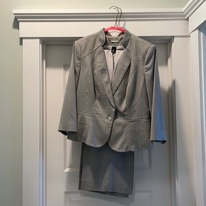 Light grey suit